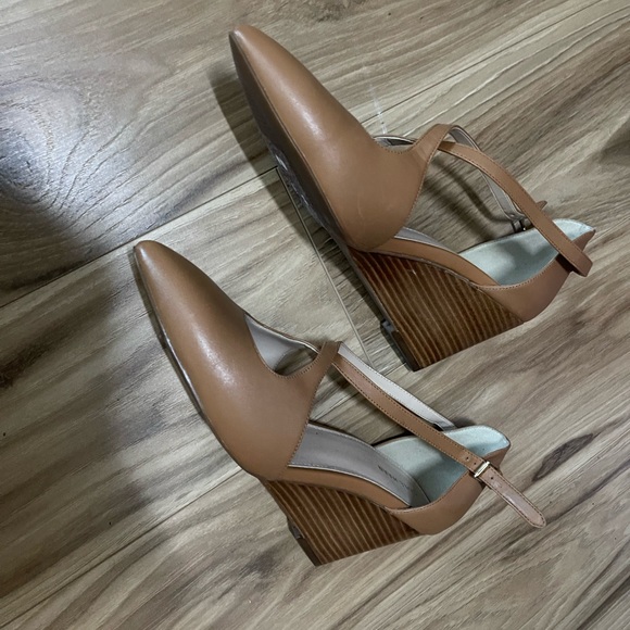 Cole Haan Wedge Heels - Emberlee, tan size 8.5 - Picture 2 of 3